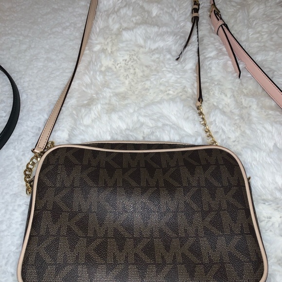 Michael Kors Purse - Picture 2 of 3